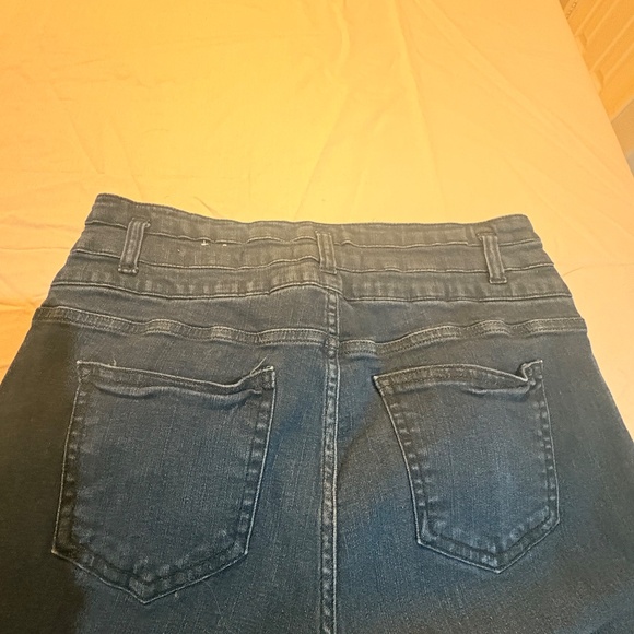 Woman’s skinny jeans - Picture 2 of 2